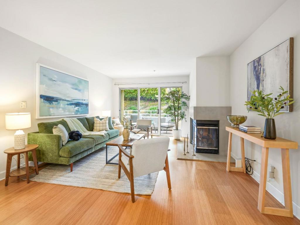 1700 De Anza Boulevard #108