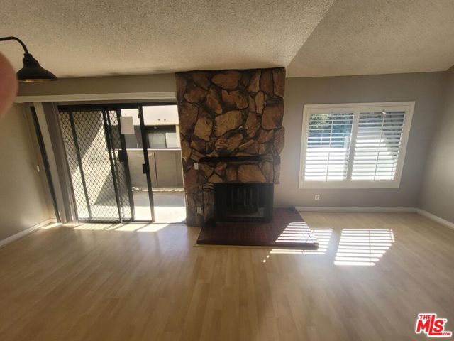 15050 Sherman Way, 139 photo 6