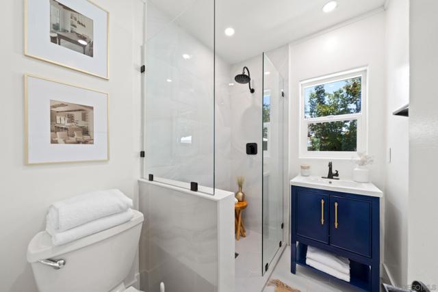 4686 Van Dyke Ave, San Diego CA: https://media.crmls.org/mediaz/508c80a7-ebfd-4483-8274-3391efb61bdc.jpg