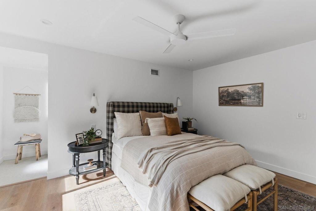 725 Santa Florencia - photo 16