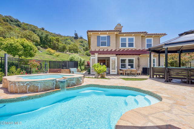 650 Astera Court, Newbury Park CA: https://media.crmls.org/mediaz/508e4e32-f3af-40d3-b803-a0f34cf2fcd8.jpg