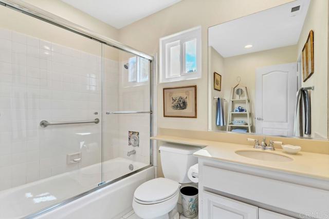 4125 PINDAR Way, Oceanside CA: https://media.crmls.org/mediaz/508f41cb-de69-485d-b51f-dba5b3ad88ad.jpg