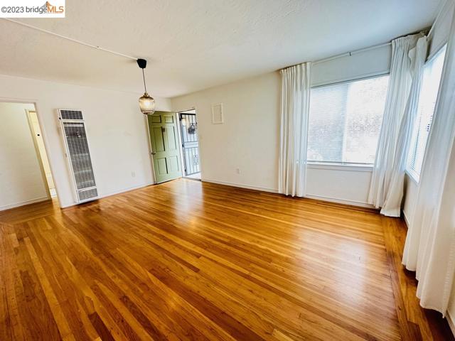 6120 Panama Ave, Richmond, California 94804, 2 Bedrooms Bedrooms, ,1 BathroomBathrooms,Single Family Residence,For Sale,Panama Ave,41037860