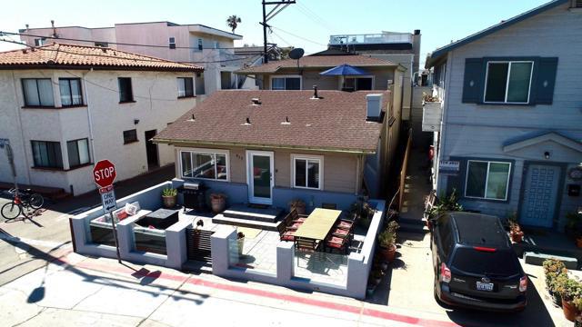 Detail Gallery Image 4 of 50 For 3492 Bayside Ln, San Diego,  CA 92109 - – Beds | – Baths