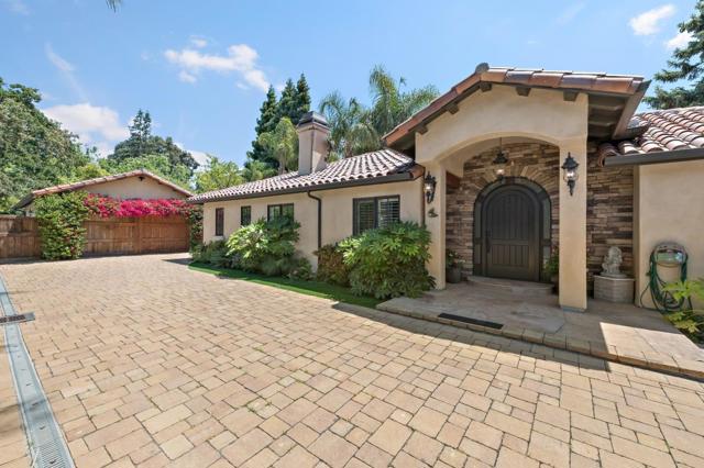 65 Fairfax Avenue, Atherton CA: https://media.crmls.org/mediaz/5090ea45-7f56-4a1a-af08-126cb4546d49.jpg