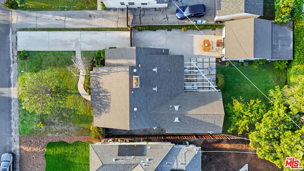 https://media.crmls.org/mediaz/50910e11-fd5f-45e4-a703-e4edd20ad1fa.jpg?preset=X-Large