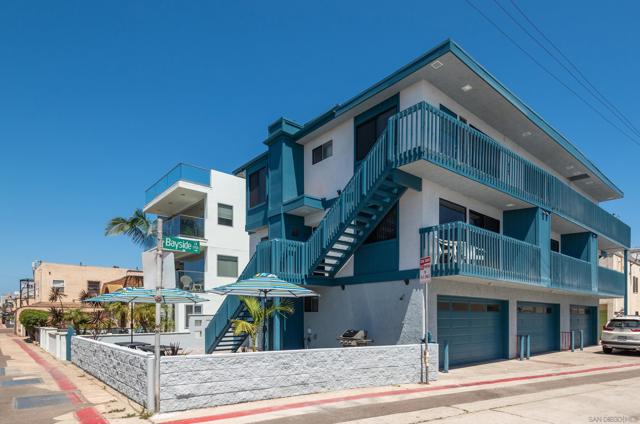 822 San Gabriel Pl, San Diego CA: https://media.crmls.org/mediaz/50912e09-2ec9-4cc5-8346-f6195532a740.jpg