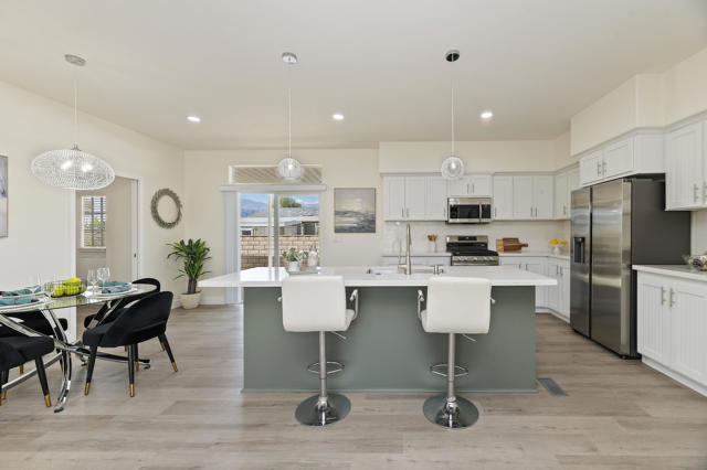 73363 Desert Greens Dr N, Palm Desert CA: https://media.crmls.org/mediaz/5091798b-cbf5-46fb-9834-4ea9ab0aac13.jpg
