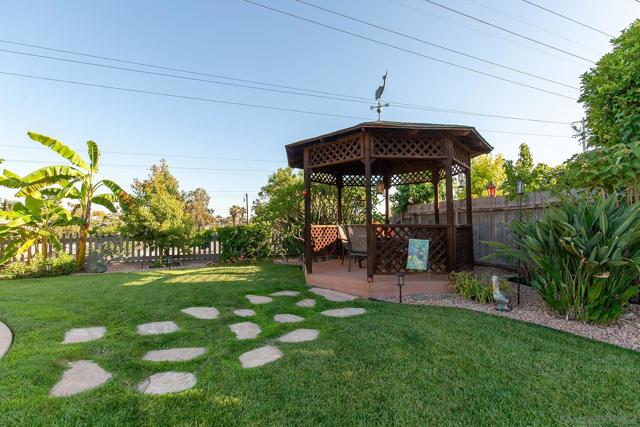 7783 Blue Lake Dr, San Diego CA: https://media.crmls.org/mediaz/50920702-a95d-4835-aac3-71be8eca172a.jpg