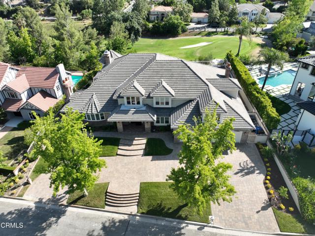 848 Greenridge Drive, La Canada Flintridge CA: https://media.crmls.org/mediaz/50935f05-6a62-46da-a271-f8e830b84d3f.jpg