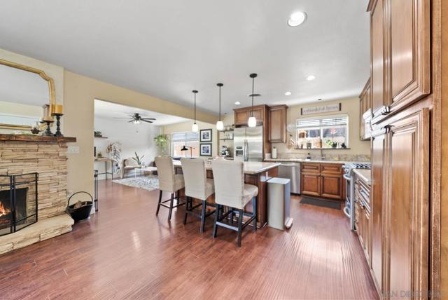 10263 Avenida Real, Lakeside CA: https://media.crmls.org/mediaz/50945c09-0e46-4c9b-8c6f-b9b82cf27227.jpg