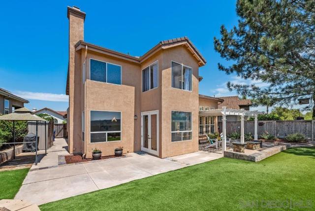 12064 Mannix Road, San Diego CA: https://media.crmls.org/mediaz/5094b67d-d0bd-407f-b0fd-cef806e4775a.jpg