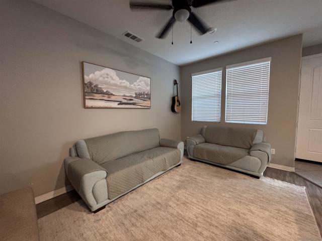 40380 Calle Real, Murrieta, California 92563, 2 Bedrooms Bedrooms, ,2 BathroomsBathrooms,Condominium,For Sale,Calle Real,250020114SD