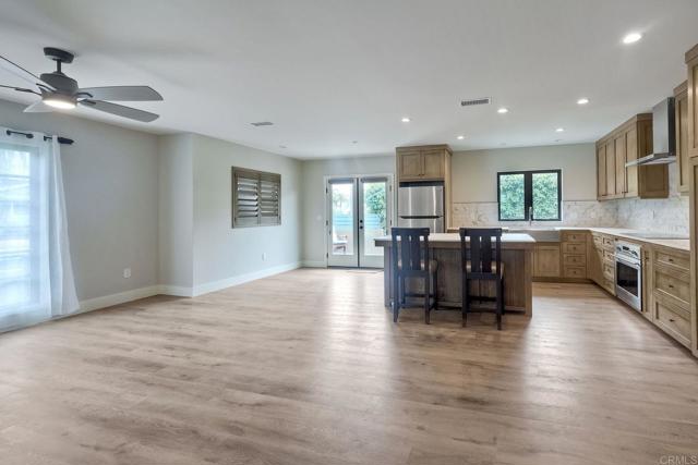 605 Morse Street, Oceanside CA: https://media.crmls.org/mediaz/50965a3f-9da9-4d2f-9d7a-cf5142f91ce3.jpg