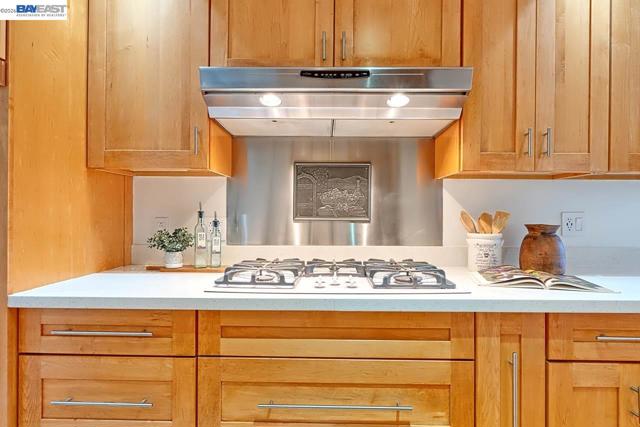 1515 Miramonte Ave, Mountain View CA: https://media.crmls.org/mediaz/50969d61-645b-4171-8569-b87bbf676d93.jpg