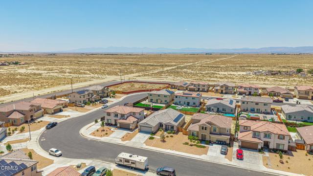 3016 Via Bella Rosa Avenue, Rosamond CA: https://media.crmls.org/mediaz/5096ff28-cdf6-4ab5-87e9-6e964e75b37b.jpg