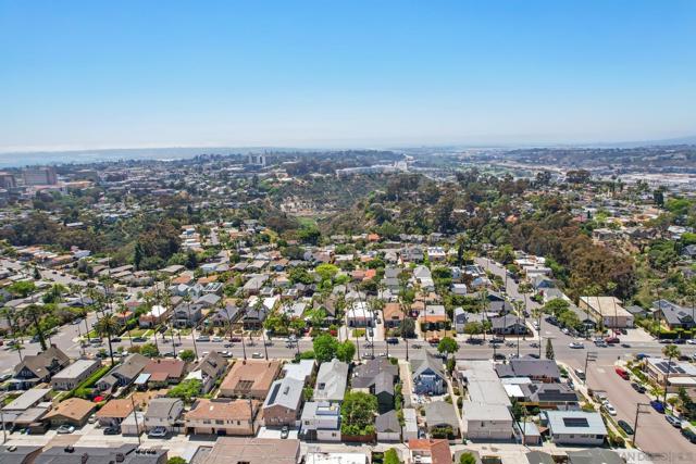 4463 Maryland St, San Diego CA: https://media.crmls.org/mediaz/5097bfd0-e417-486e-8065-3f6a0de5fa7d.jpg