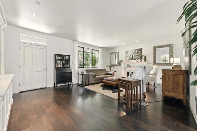 543 8th Avenue, Menlo Park CA: https://media.crmls.org/mediaz/5097fb10-1862-4121-8e46-973dc91e849e.jpg