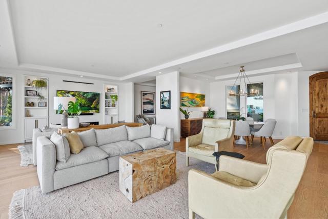 108 Grove Lane, Capitola CA: https://media.crmls.org/mediaz/5098f7fd-f5dc-436f-a208-f95845662505.jpg