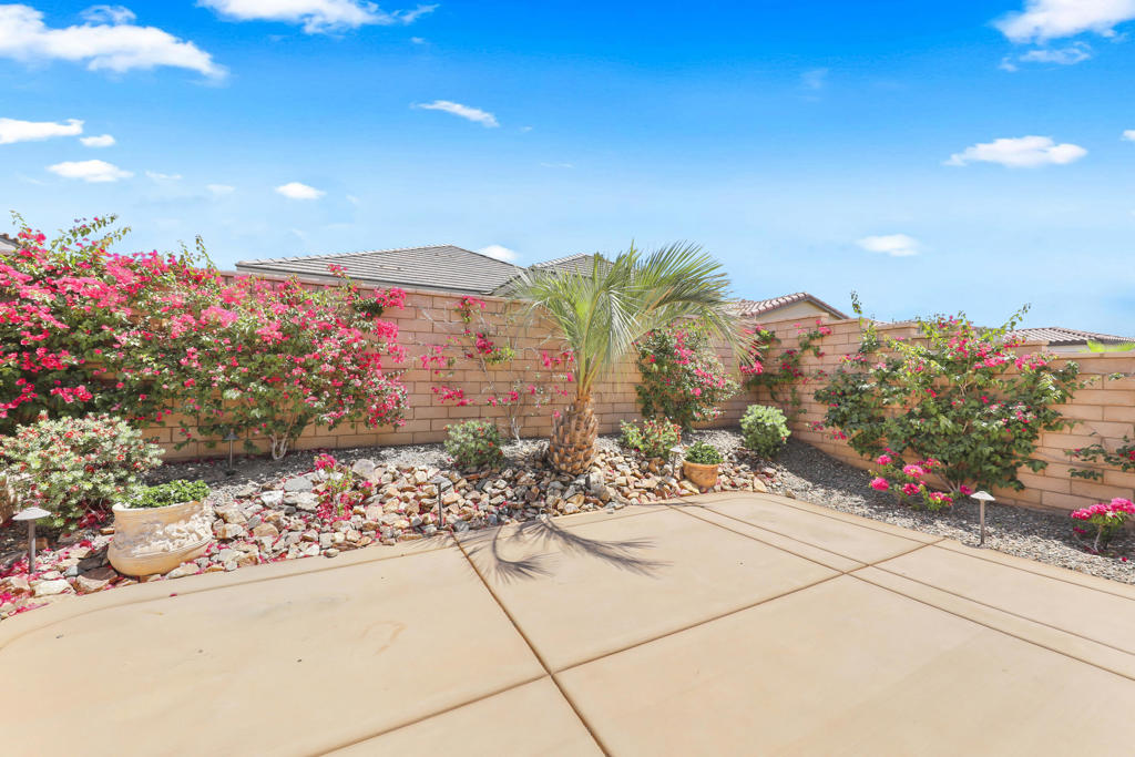 MLS #219128929DA img 24