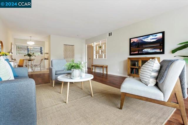Image 5 of 33 For 122 Ascot Court  C