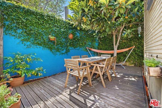 3456 Plata Street, Los Angeles CA: https://media.crmls.org/mediaz/509b8e2f-f5ea-4c88-a6b4-fb324426f700.jpg