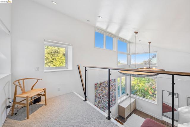 Image 29 of 60 For 8210 Skyline Blvd