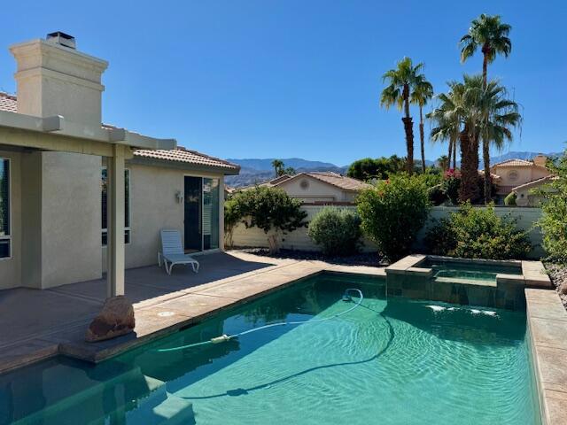 230 Strada Fortuna, Palm Desert CA: https://media.crmls.org/mediaz/509c7d92-25cf-4119-b5b8-ffaa49dcfa9d.jpg