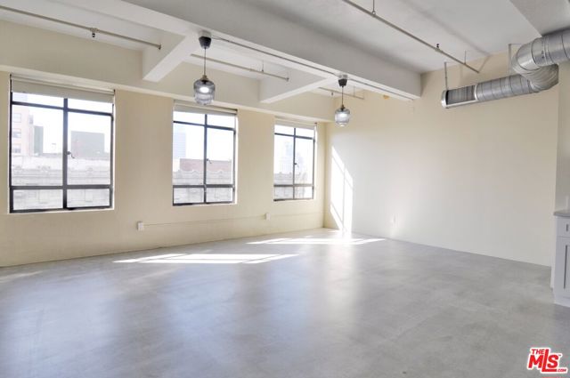 849 S Broadway, Los Angeles CA: https://media.crmls.org/mediaz/509c9414-8d75-49e2-993c-f3543cdc4755.jpg