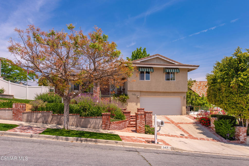 1477 Calle Artigas