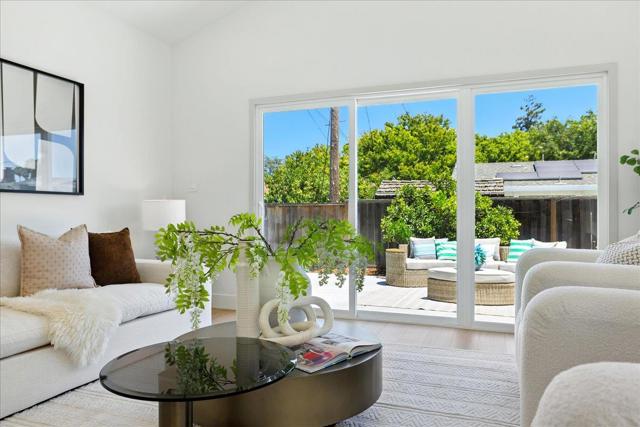 2286 Weston Drive, San Jose CA: https://media.crmls.org/mediaz/509dd768-698e-4472-be54-6806f08433c8.jpg
