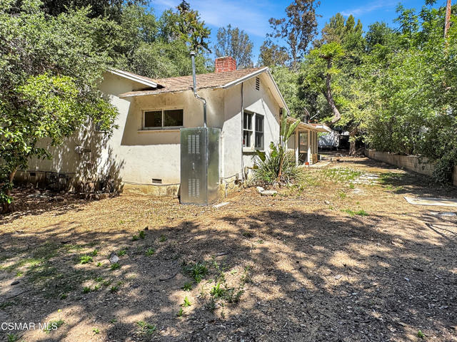 22950 Humming Bird Way, Calabasas CA: https://media.crmls.org/mediaz/509eb600-7a3a-4465-af99-f5e003a07319.jpg