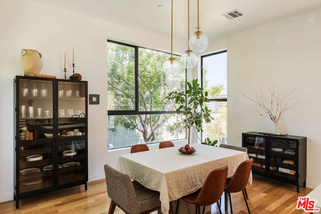 Image 7 of 38 For 4052 Jennings Drive