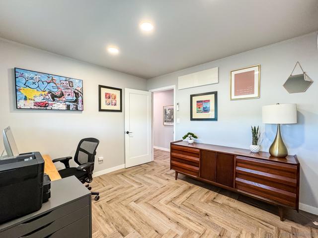 Image 15 of 55 For 5011 Mountain View Dr