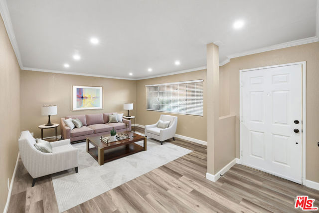 333 W Alameda Avenue, Burbank CA: https://media.crmls.org/mediaz/50a0d912-ffd2-43b8-8350-c531833e6ff3.jpg