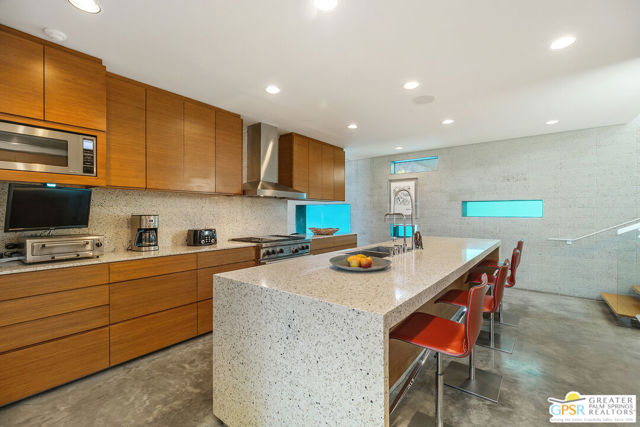 Image 73 of 75 For 27 Grande View Court