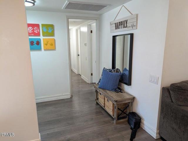 Detail Gallery Image 13 of 28 For 1791 Euclid Ave, Camarillo,  CA 93010 - 4 Beds | 2/1 Baths