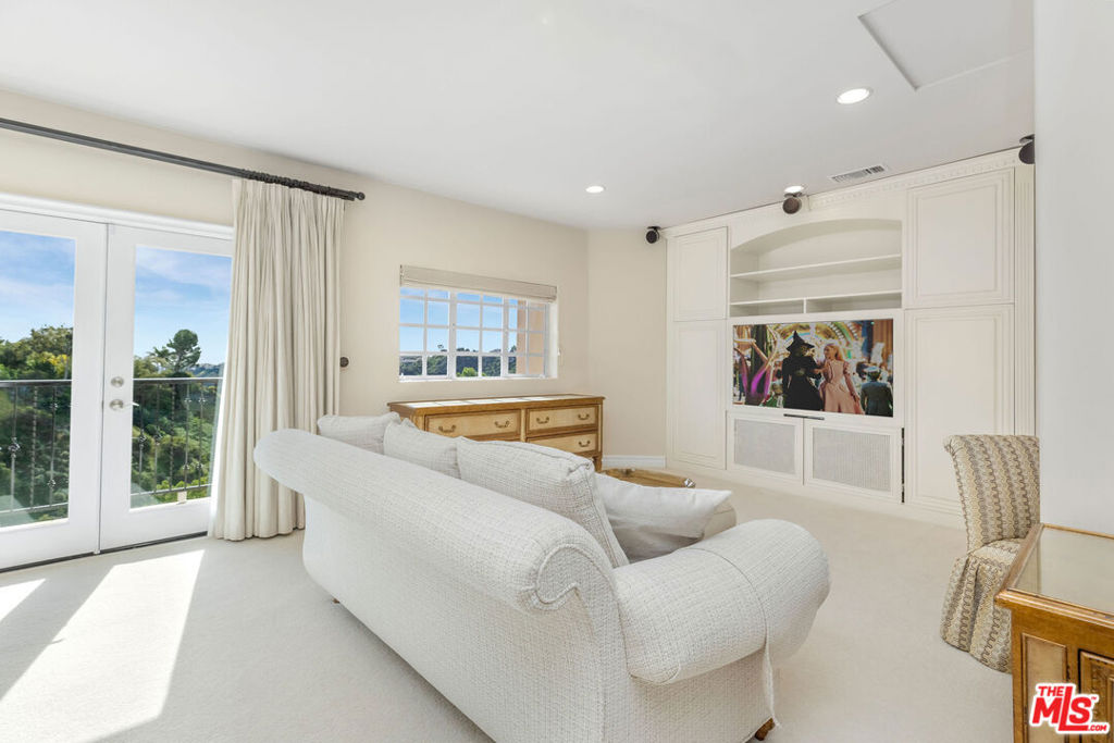 MLS #26646107 image #22