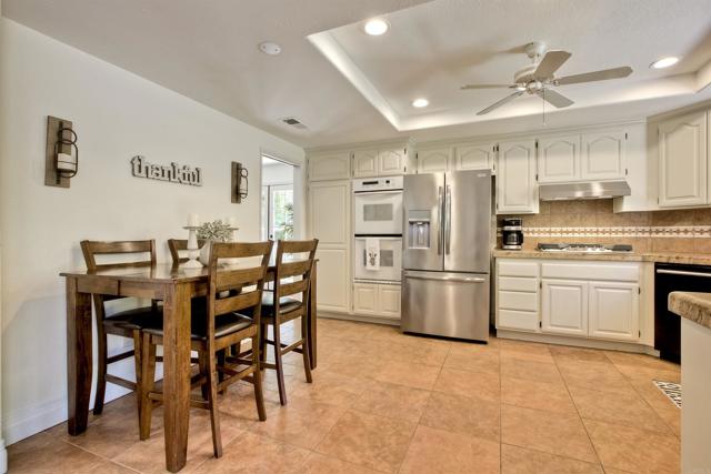 Detail Gallery Image 18 of 62 For 3749 Sarah Ann Dr, Fallbrook,  CA 92028 - 4 Beds | 2 Baths
