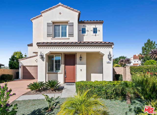 291 Santa Susana Road, Camarillo CA: https://media.crmls.org/mediaz/50a2456a-0897-4f6c-80de-eafeec1bdc2e.jpg