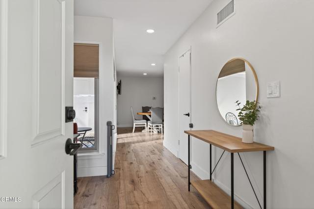 Detail Gallery Image 6 of 35 For 1721 Joanne Way, Oxnard,  CA 93030 - 4 Beds | 2 Baths