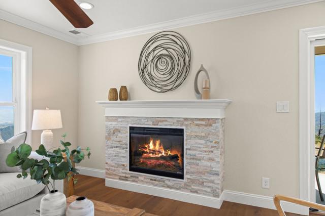 33501 Loma Chiquita Road, Los Gatos CA: https://media.crmls.org/mediaz/50a4ddbe-19f3-4e3c-80c6-609740101531.jpg