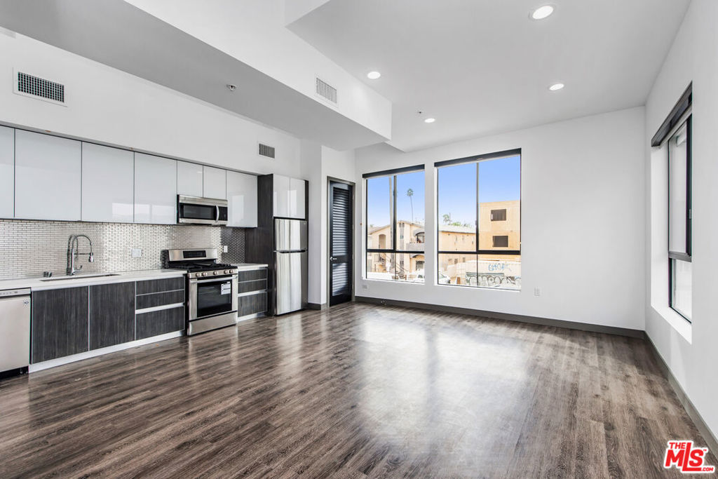 MLS #26857413 image #9
