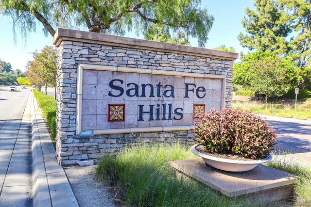 1187 Avenida Azul, San Marcos CA: https://media.crmls.org/mediaz/50a7c341-631f-4afa-a2f8-7299bbc3523c.jpg
