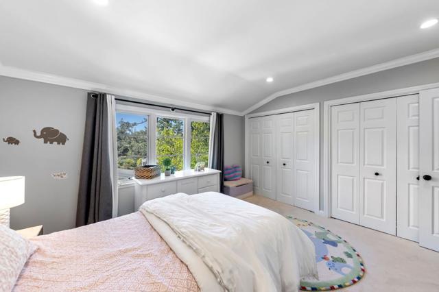 401 Hillsborough Boulevard, Hillsborough CA: https://media.crmls.org/mediaz/50a88a7d-d44f-46d1-9890-a3419353caea.jpg