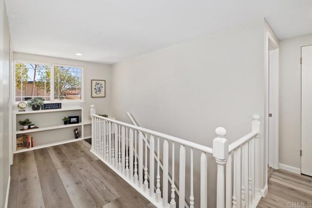 Detail Gallery Image 27 of 41 For 3542 Governor Dr, San Diego,  CA 92122 - 5 Beds | 3 Baths