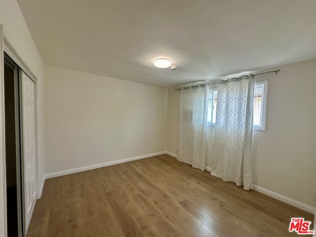 1114 S Sherbourne Drive, Los Angeles CA: https://media.crmls.org/mediaz/50ab2d7f-8297-4c4c-a809-a1634c8cef40.jpg