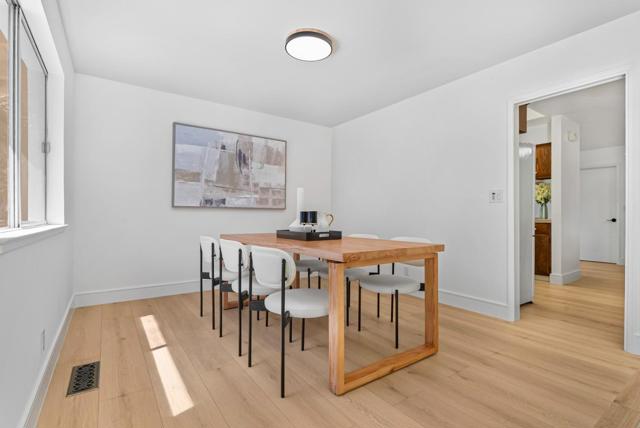 12099 Natoma Court, Saratoga CA: https://media.crmls.org/mediaz/50abc456-fab4-411c-bb5e-f779f6fdb7b7.jpg