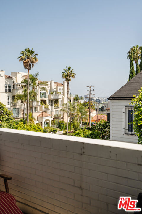 999 Doheny Drive, West Hollywood, California 90069, 1 Bedroom Bedrooms, ,1 BathroomBathrooms,Condominium,For Sale,Doheny,24396199