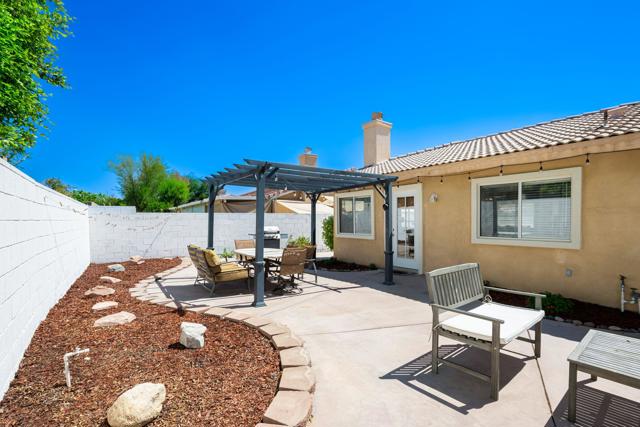 45405 Deerbrook Circle, La Quinta CA: https://media.crmls.org/mediaz/50ac43ee-4073-4abe-8cde-49d8bb5bfbd9.jpg